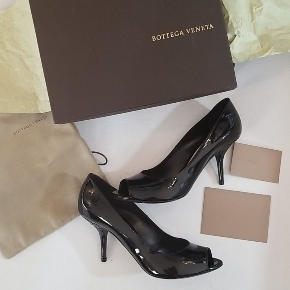 Bottega Veneta Pumps patent leather Sz 39.5